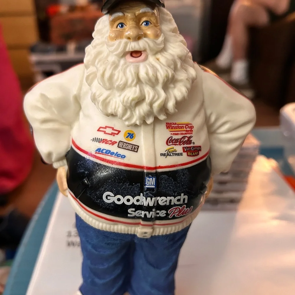 Service Plus Santa Figurine -‎ White and Blue